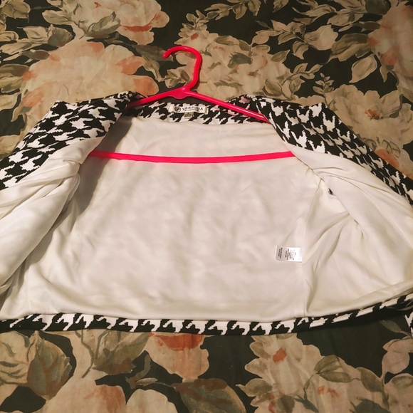 FREE WHEN BUNDLED Versona accessories cropped houndstooth jacket size S - Picture 9 of 13